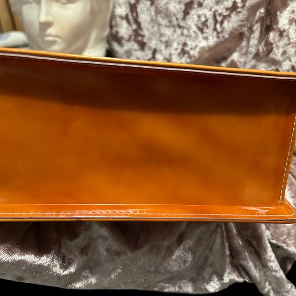 Louis Vuitton Vernis Spring Street Hand Bag - Picture 7 of 8